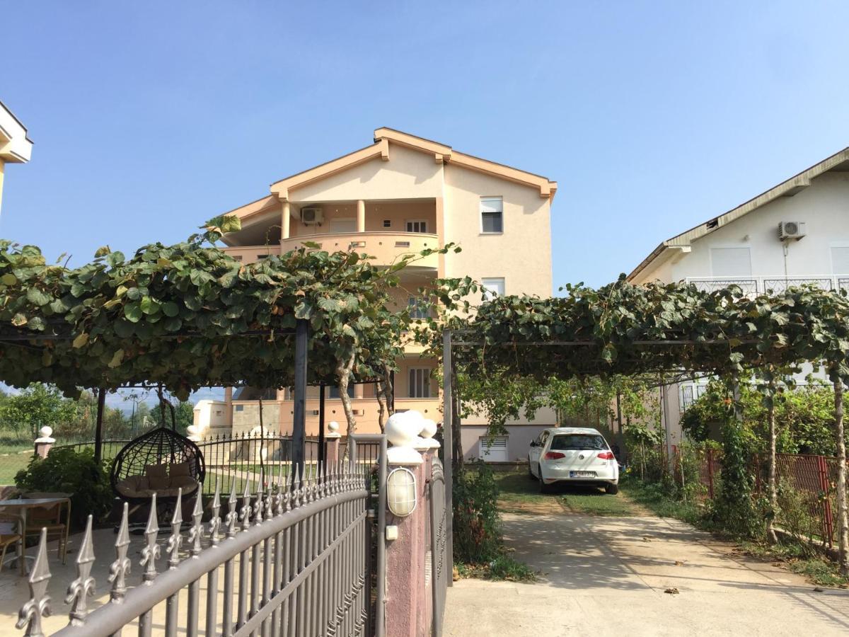 Apartments Vali Улцинь Экстерьер фото