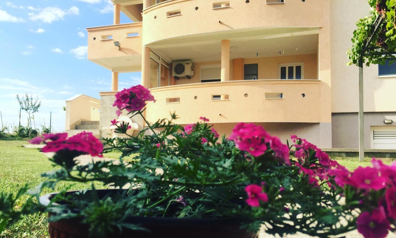 Apartments Vali Улцинь Экстерьер фото